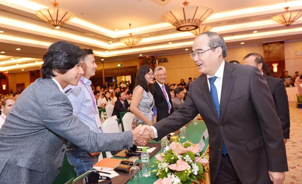 Cần chia sẻ cả thất bại trong quá trình khởi nghiệp ảnh 2