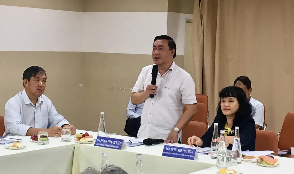 Ông Phạm Thành Kiên, Giám đốc Sở Công thương TPHCM tại hội thảo ngày 15-11. Ảnh: THI HỒNG