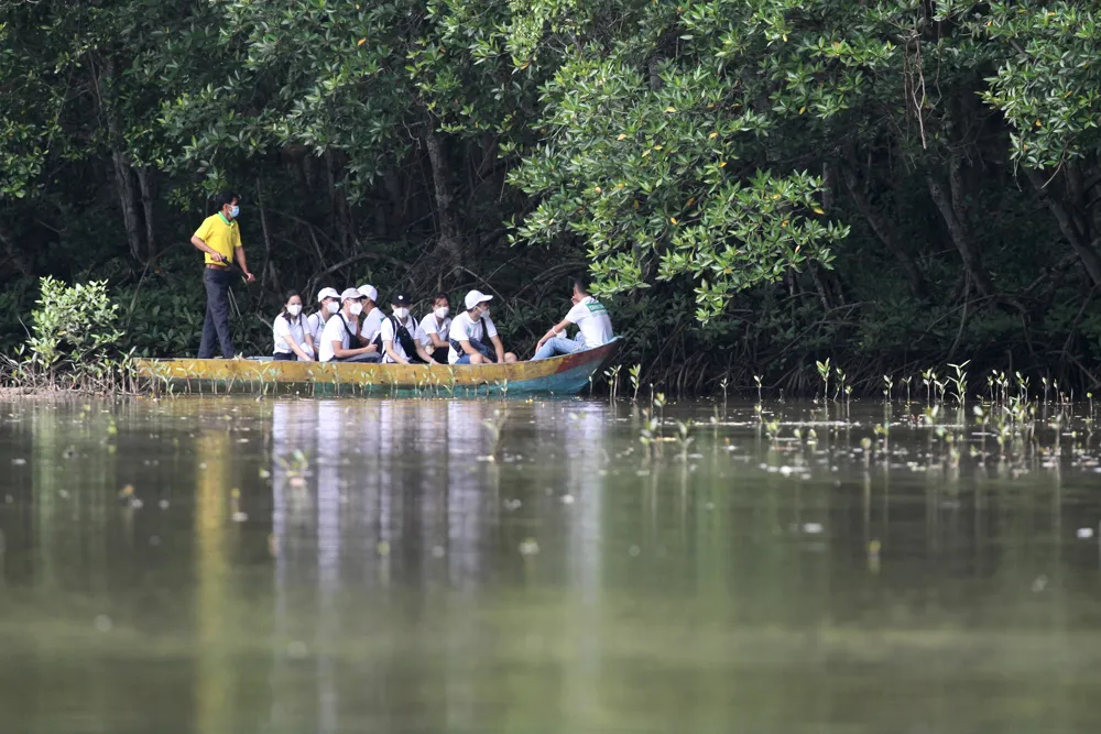 Cần Giờ tiếp tục đón đoàn du khách thuộc lực lượng tuyến đầu chống dịch ảnh 6