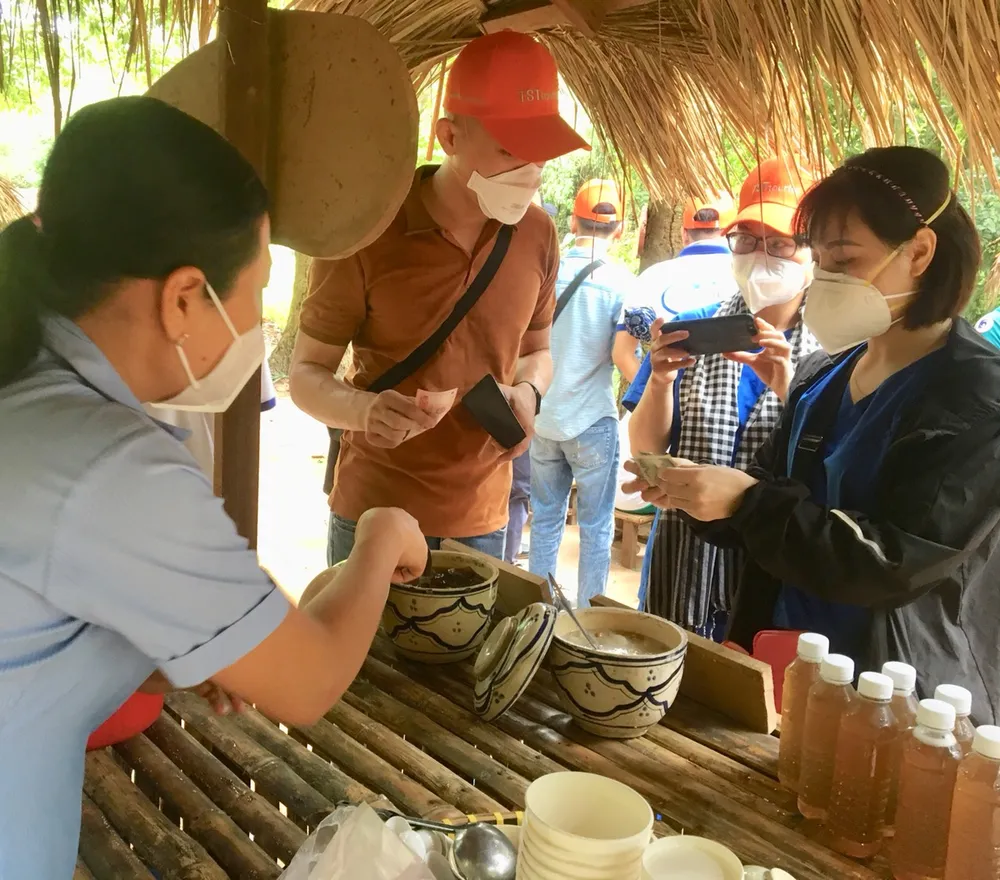 Nối lại các tour du lịch xanh, an toàn  ảnh 1