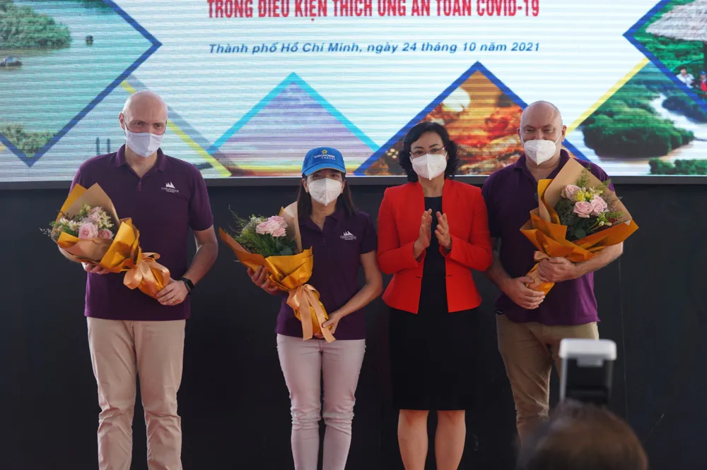 TPHCM tổ chức tour đường thủy đầu tiên sau thời gian tạm “đóng băng” ảnh 1