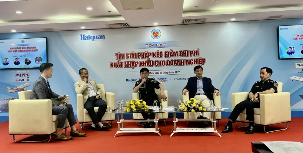 Doanh nghiệp tiếp tục kiến nghị miễn giảm phí hạ tầng ảnh 2