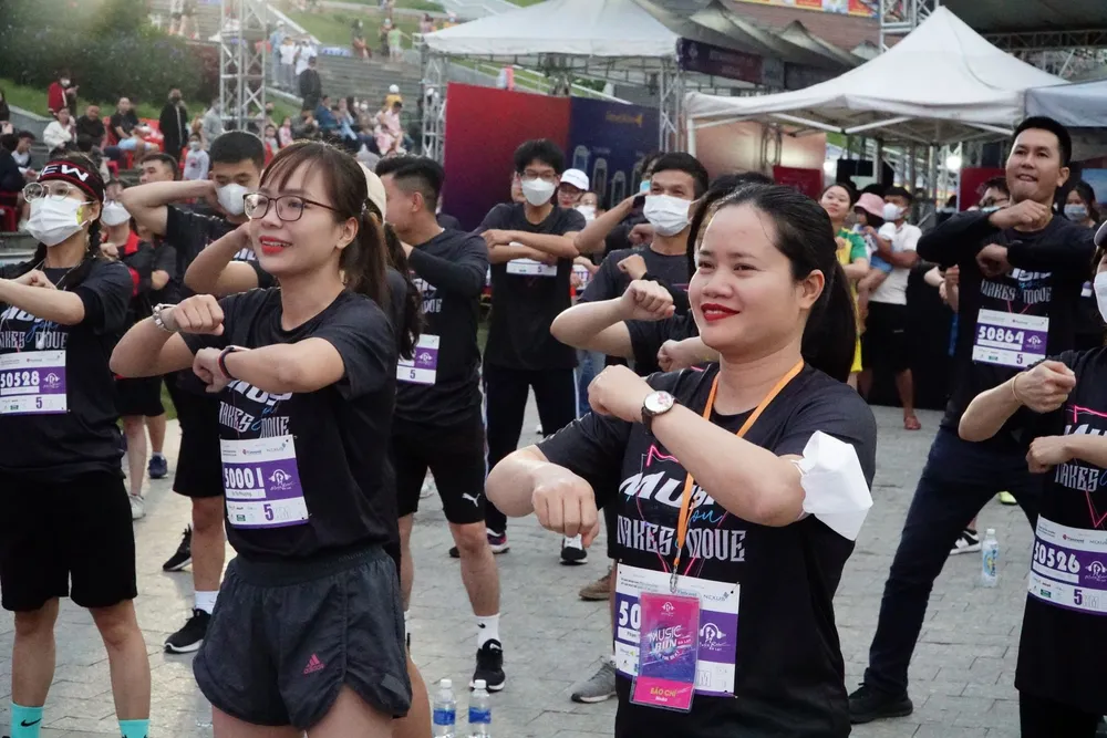 Hơn 1.500 người dự giải chạy bộ “Da Lat Music Run 2022” ảnh 1