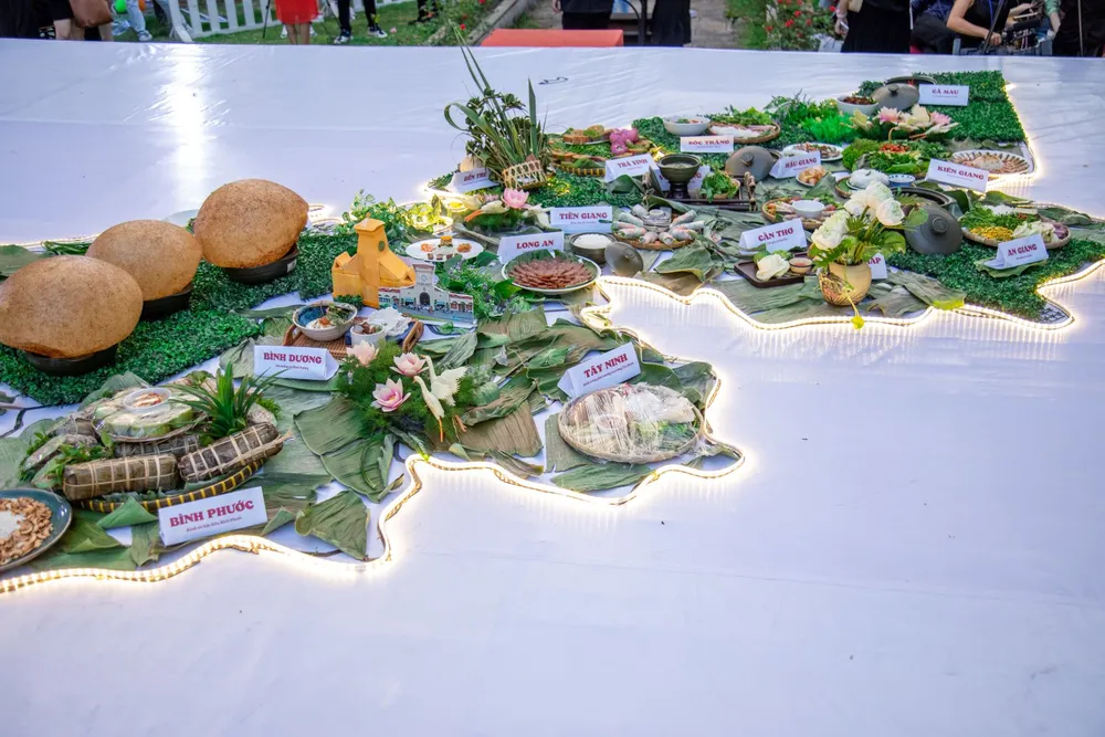 Xác lập kỷ lục “Bản đồ ẩm thực Việt Nam” ảnh 1