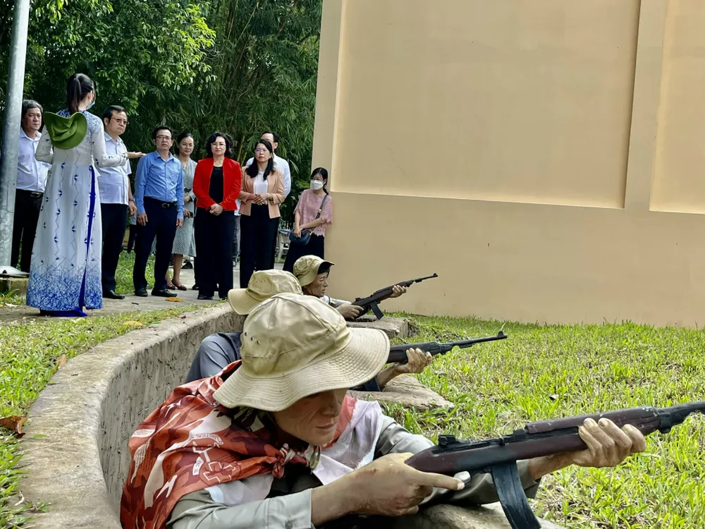 TPHCM ra mắt tour “Tân Phú - Đi là nhớ” ảnh 2