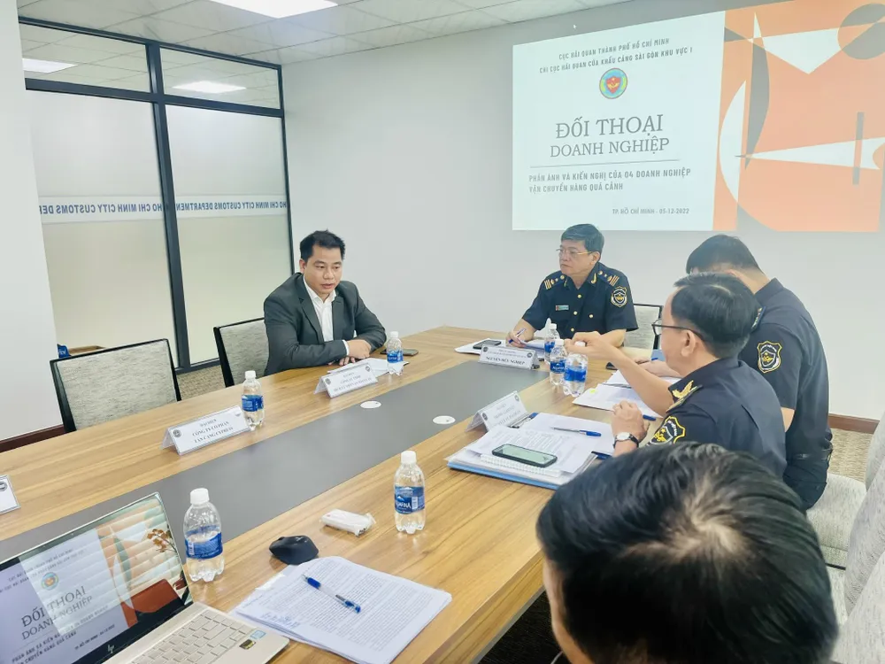 “Gỡ rối” cho doanh nghiệp vận tải hàng quá cảnh ảnh 1