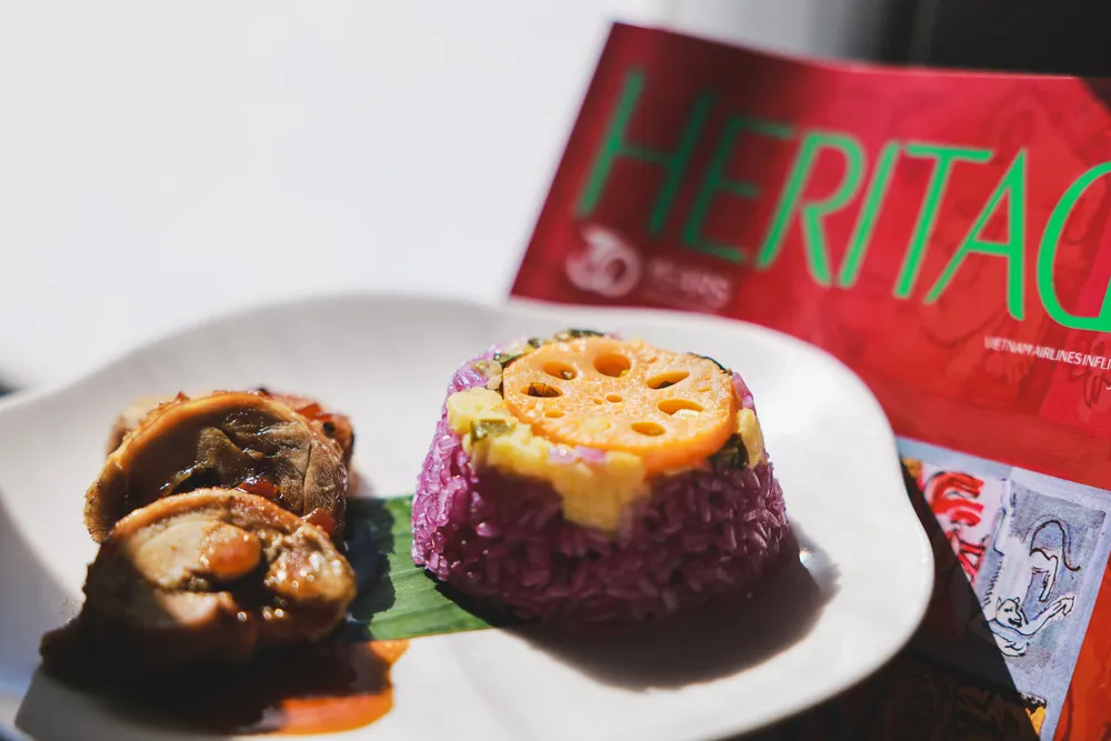 Món ăn truyền thống Tết cổ truyền phục vụ thực khách trên chuyến bay của Vietnam Airlines