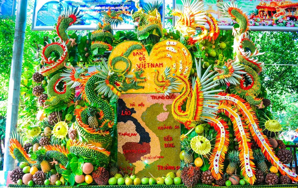 Bức tranh làm từ trái cây....jpg