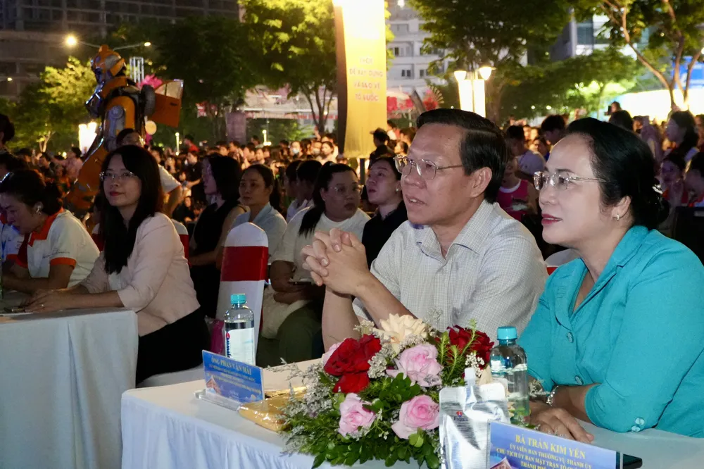 Mr Phan Văn Mãi.jpg