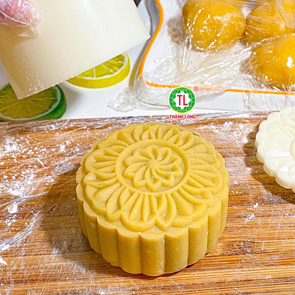 Mứt Thành Long.jpg