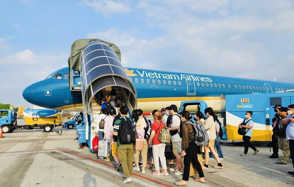 Vietnam Airlines....jpg