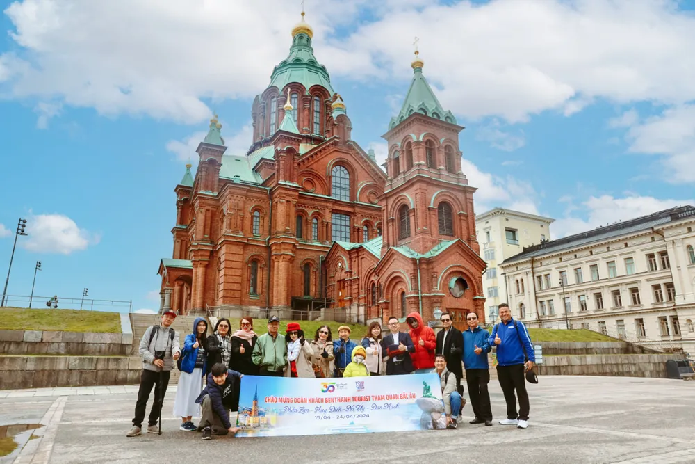 TOUR OF THE YEAR 2024 - 03.jpg