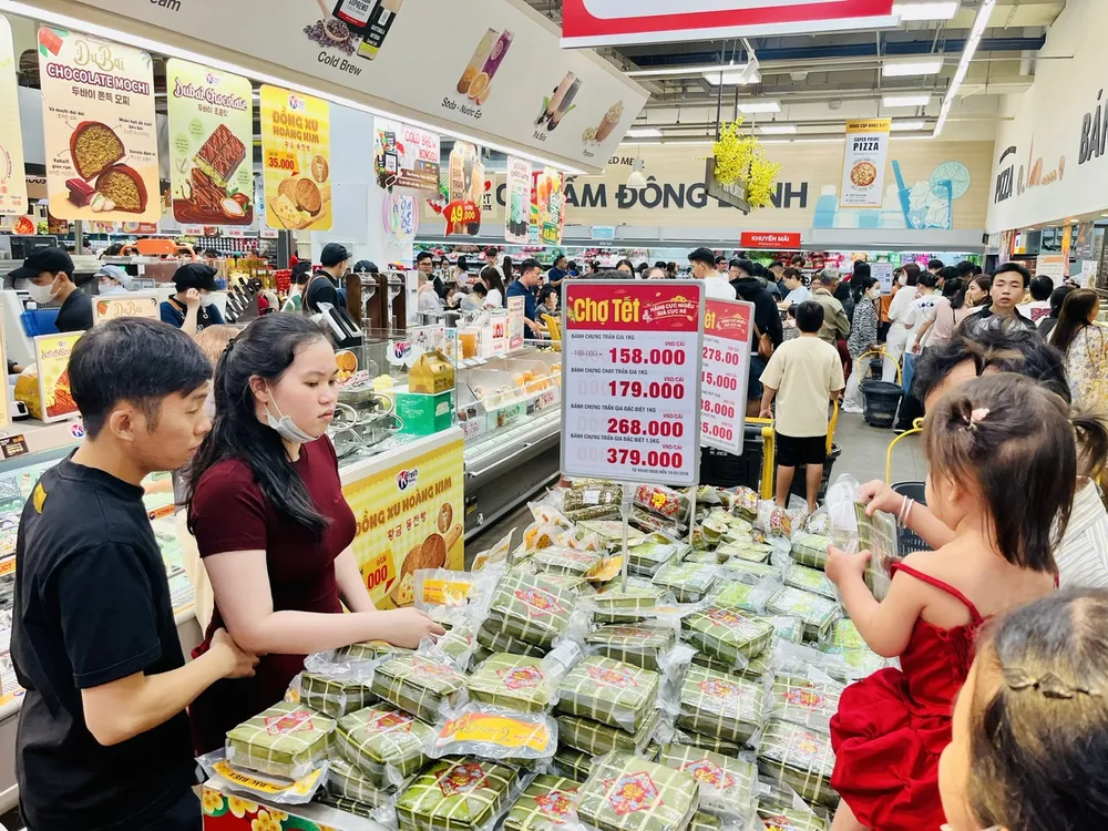 Mua bánh chưng.jpg