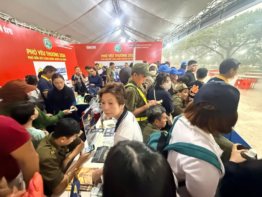 Cơn mưa lớn bất chợt.jpg