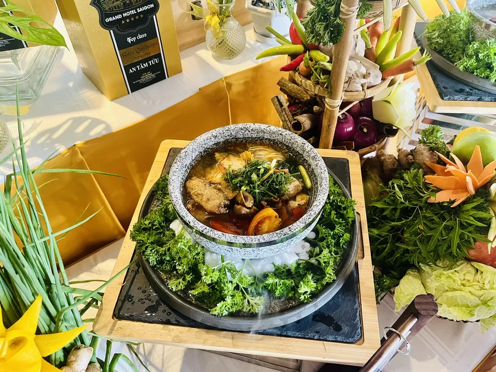 Ẩm thực địa phương.jpg