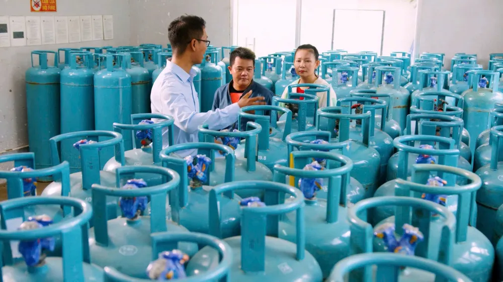 Giá gas tăng từ 1-10, một số loại bình 12kg tăng 20.000 đồng