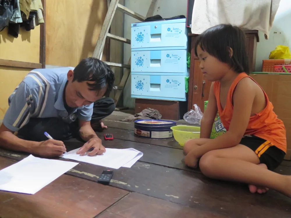 Hộ khẩu đã và đang làm người dân khổ như thế nào? ảnh 1