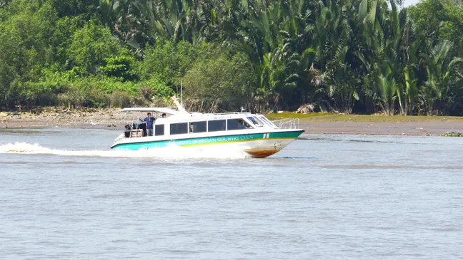 Phát triển du lịch còn “ăn xổi ở thì”, hướng dẫn viên “vô cảm“ ảnh 1