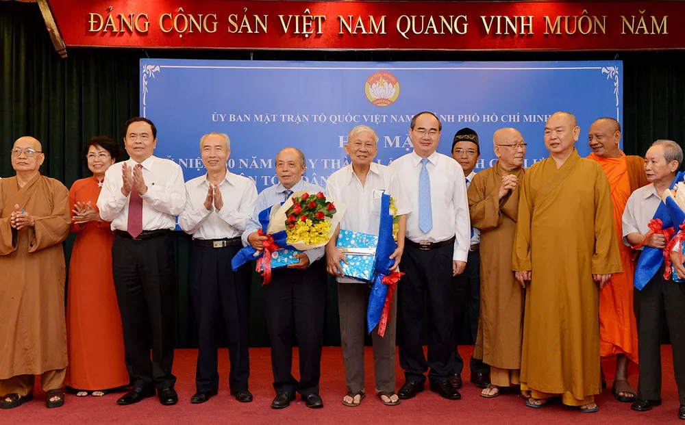 Họp mặt 50 năm Ngày thành lập Liên minh các Lực lượng Dân tộc, Dân chủ và Hòa bình Việt Nam ảnh 1