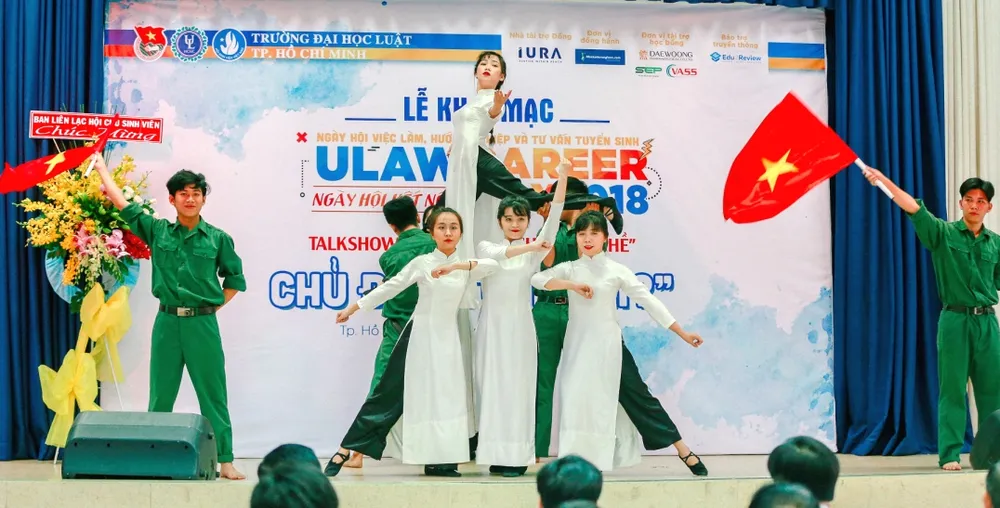 Các đơn vị, doanh nghiệp đang cung cấp 300 việc làm về ngành luật ảnh 2