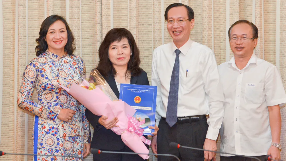 Bà Huỳnh Thị Thanh Hiền giữ nhiệm vụ Phó Giám đốc Sở Tài Chính. Ảnh: VIỆT DŨNG