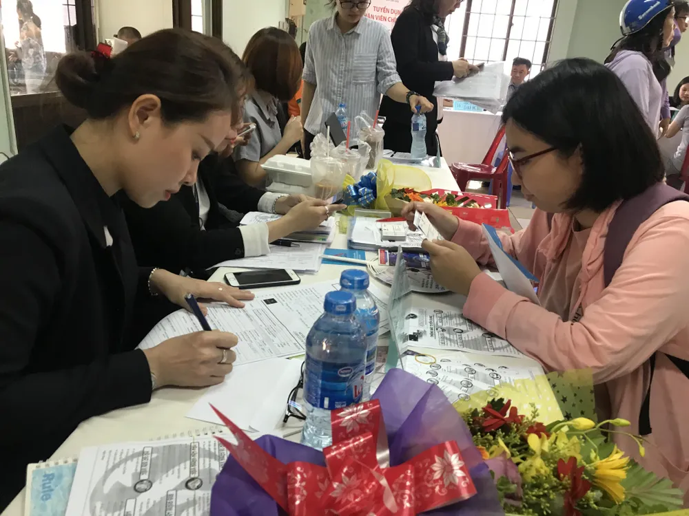 Các doanh nghiệp ở TPHCM đang tuyển hơn 3.800 lao động ảnh 2