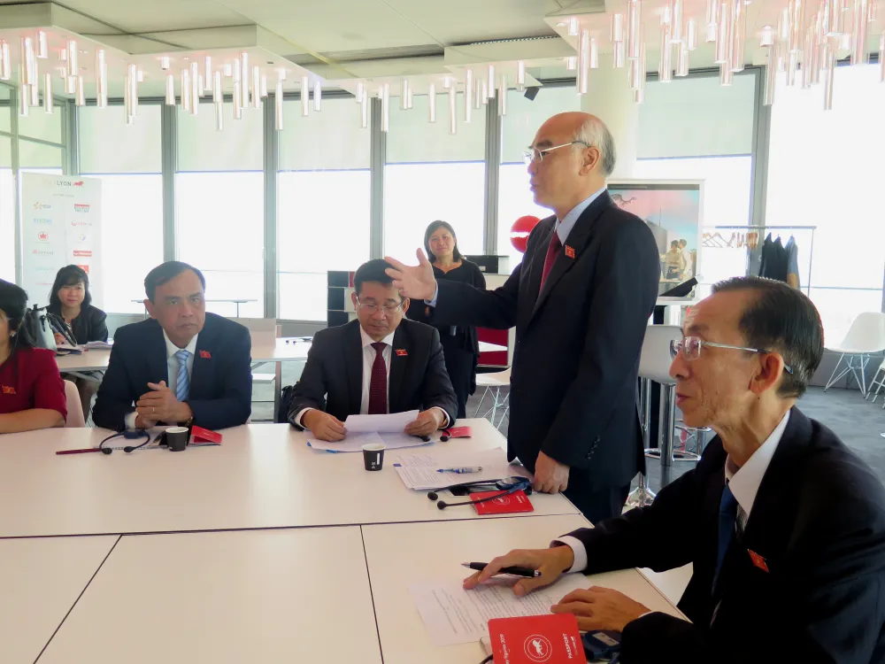 Đoàn Đại biểu Quốc hội TPHCM bắt đầu thăm và làm việc tại Pháp ảnh 3