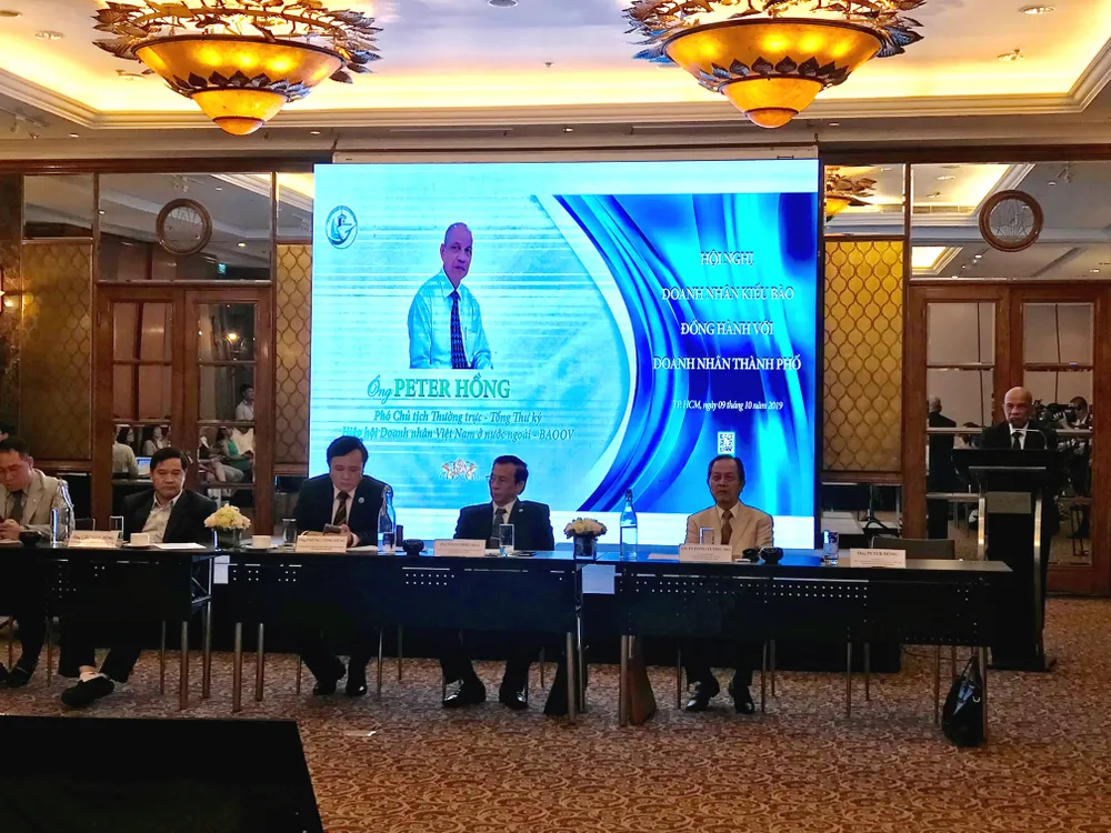 Doanh nhân kiều bào sẵn sàng đồng hành, hỗ trợ doanh nghiệp TPHCM ảnh 1