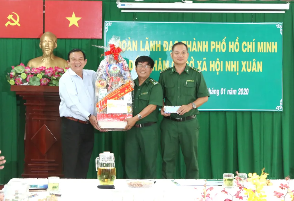 Đoàn đại biểu TPHCM chúc tết các cơ sở cai nghiện đặt tại TPHCM	 ảnh 2