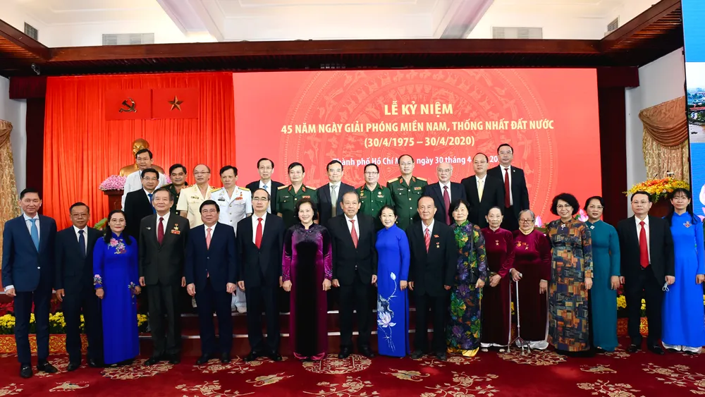 Bí thư Thành ủy TPHCM Nguyễn Thiện Nhân: Đại thắng mùa Xuân 1975 để lại những thành quả vĩ đại và giá trị trường tồn ảnh 1