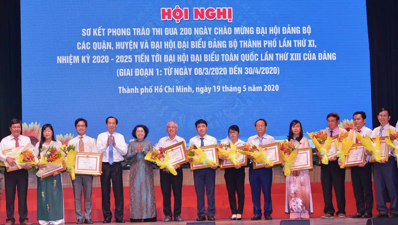 Bí thư Thành ủy TPHCM Nguyễn Thiện Nhân yêu cầu rà soát các nơi thi đua theo kiểu đối phó ảnh 6