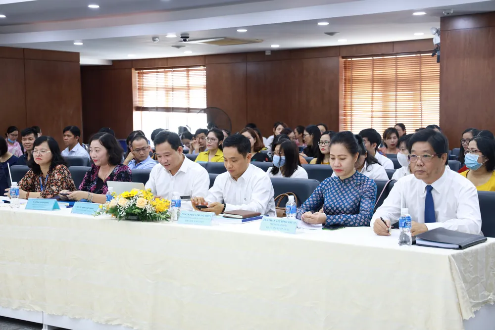 Luật mới vẫn chưa loại bỏ được tiêu cực trong công tác cán bộ ảnh 3