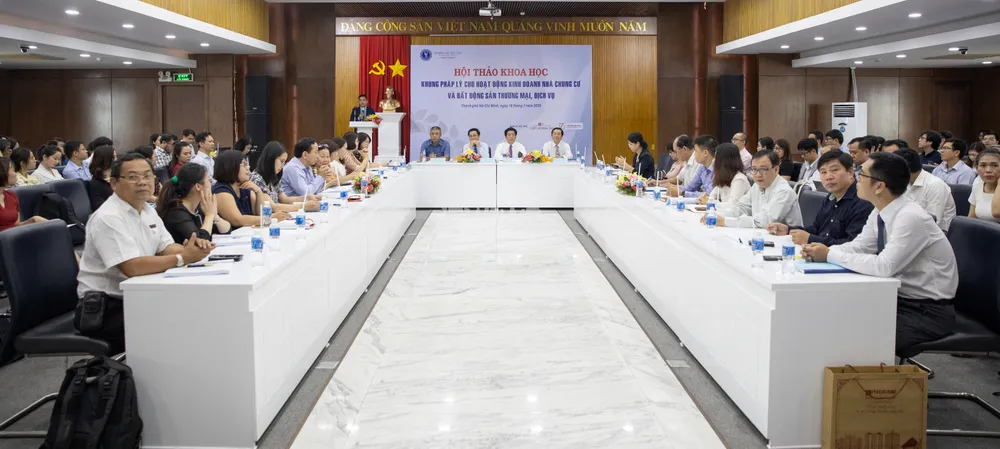 Chuyên gia pháp lý góp ý, bảo vệ quyền lợi người mua chung cư ảnh 2