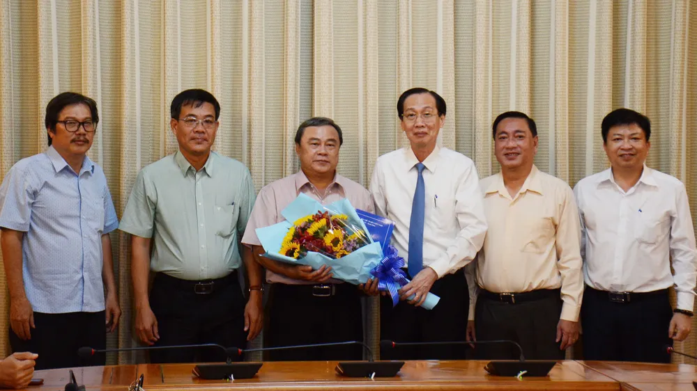 Quyền Chủ tịch UBND quận 3 tới nhận công tác tại Thành ủy TPHCM ảnh 2