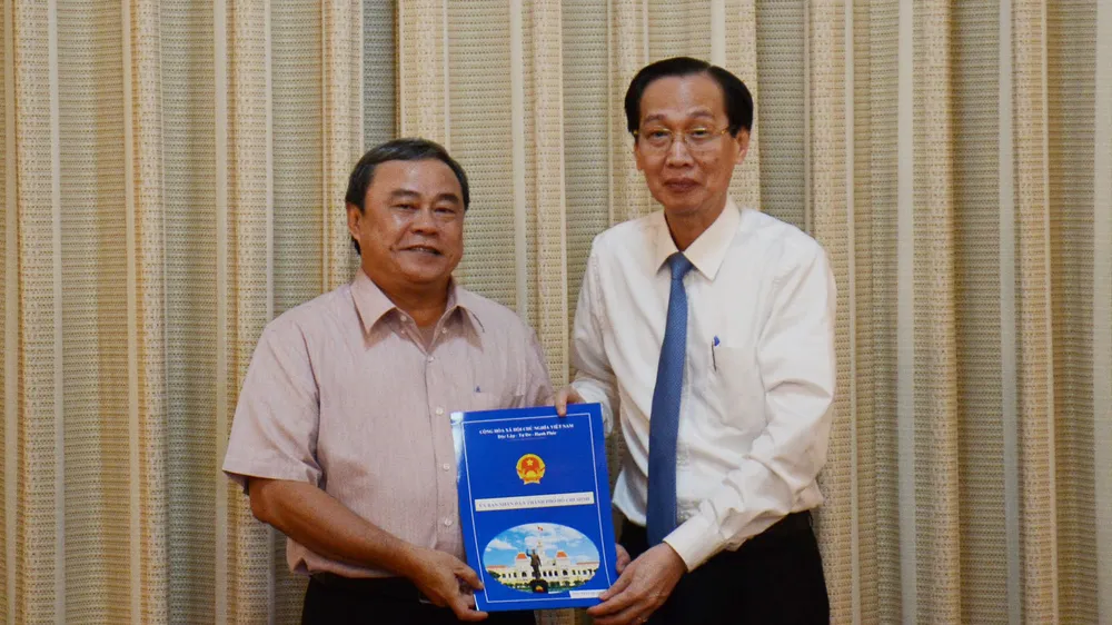 Quyền Chủ tịch UBND quận 3 tới nhận công tác tại Thành ủy TPHCM ảnh 1