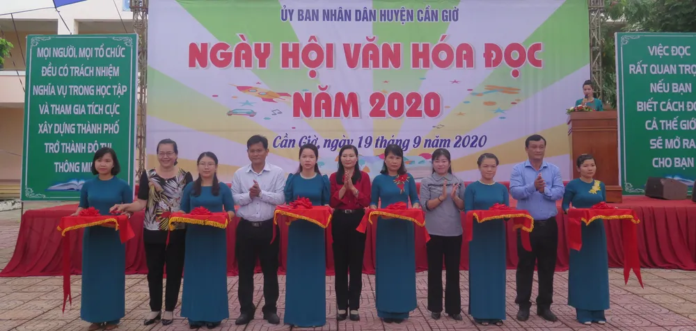 Huyện Cần Giờ khai mạc Ngày hội Văn hóa đọc năm 2020 ảnh 1