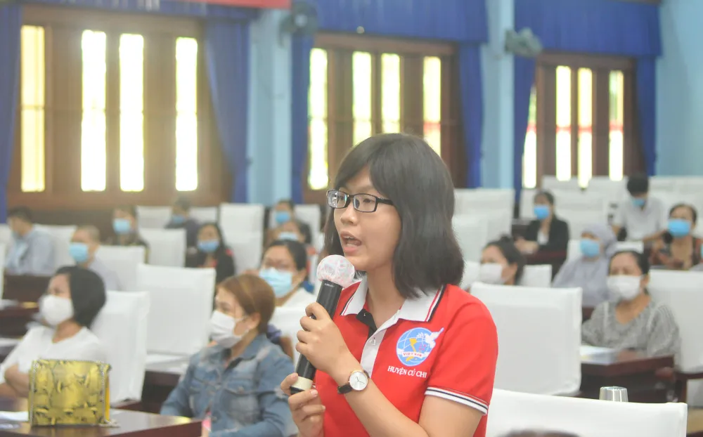 Chủ tịch HĐND TPHCM Nguyễn Thị Lệ tiếp xúc cử tri nữ và cán bộ, chiến sĩ Sư đoàn 9 ảnh 4