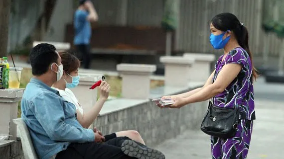 Giám đốc Sở LĐTB-XH TPHCM cam kết gói hỗ trợ 1.000 tỷ đồng có thủ tục đơn giản để người dân, doanh nghiệp dễ tiếp cận  ảnh 2