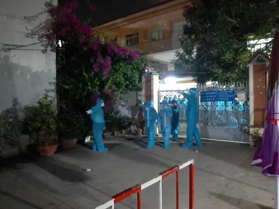 Quận 8 xử lý dứt điểm bất cập ở khu cách ly tạm thời tại phường 7 ảnh 7