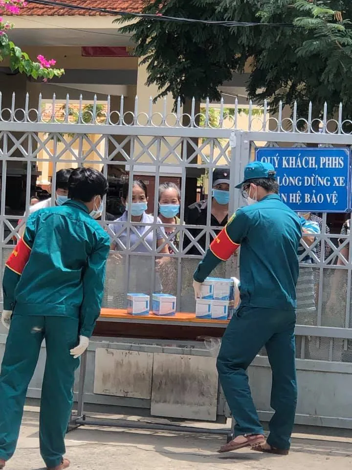 Quận 8 xử lý dứt điểm bất cập ở khu cách ly tạm thời tại phường 7 ảnh 6