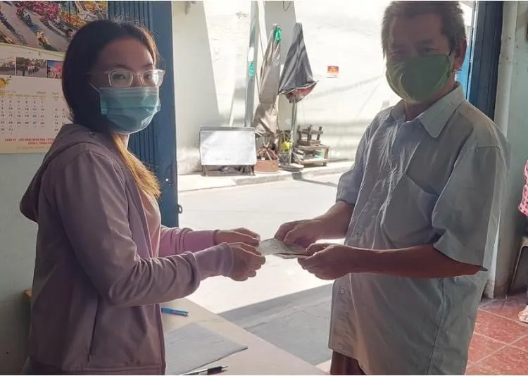 Gói hỗ trợ lần 2 của TPHCM giúp gần 54.000 người lao động tự do với số tiền 81 tỷ đồng ảnh 1