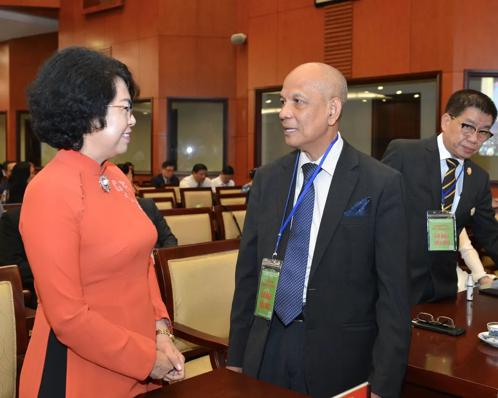 Kêu gọi doanh nhân kiều bào giúp quê hương chống dịch Covid-19 và tìm nguồn vaccine ảnh 1