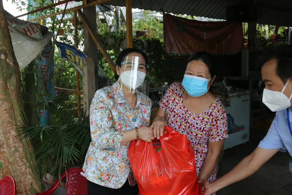 Chủ tịch HĐND TPHCM Nguyễn Thị Lệ biểu dương người dân đã giữ được “vùng xanh“ ảnh 4