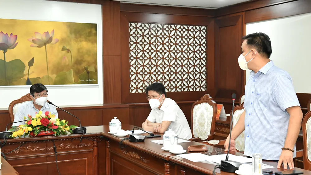 Chủ tịch UBND TPHCM Nguyễn Thành Phong: Có kế hoạch chi tiết, phấn đấu đến ngày 15-9 TP kiểm soát được dịch Covid-19 ảnh 1
