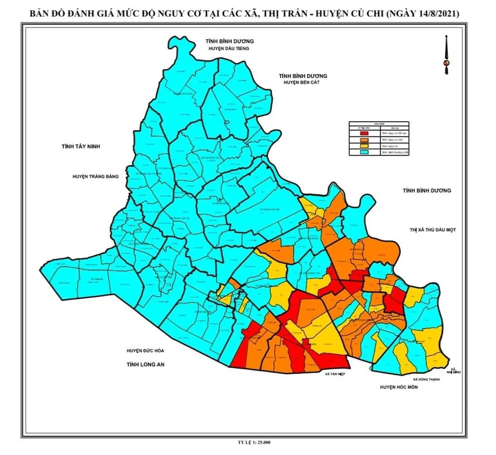 Lãnh đạo TPHCM thăm, động viên người dân và lực lượng tuyến đầu chống dịch Covid-19 ảnh 19