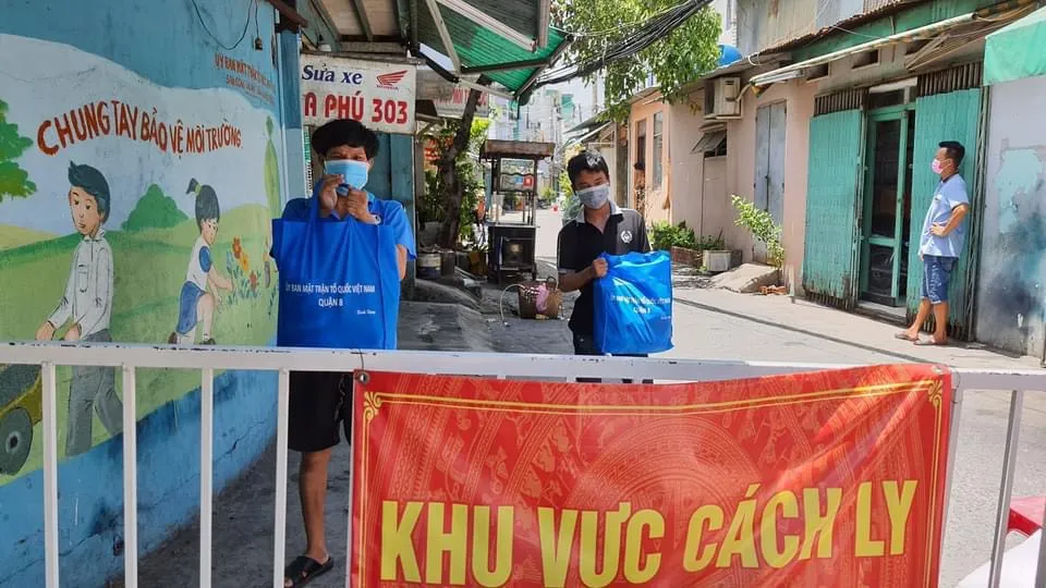 Sở LĐTB-XH TPHCM đề xuất bổ sung 2.576 tỷ đồng hỗ trợ hơn 1 triệu hộ lao động nghèo và hơn 669.000 lượt lao động tự do ảnh 1