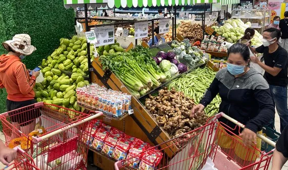 TPHCM cam kết cung ứng đầy đủ hàng hóa cho người dân trong khi tăng cường giãn cách ảnh 1