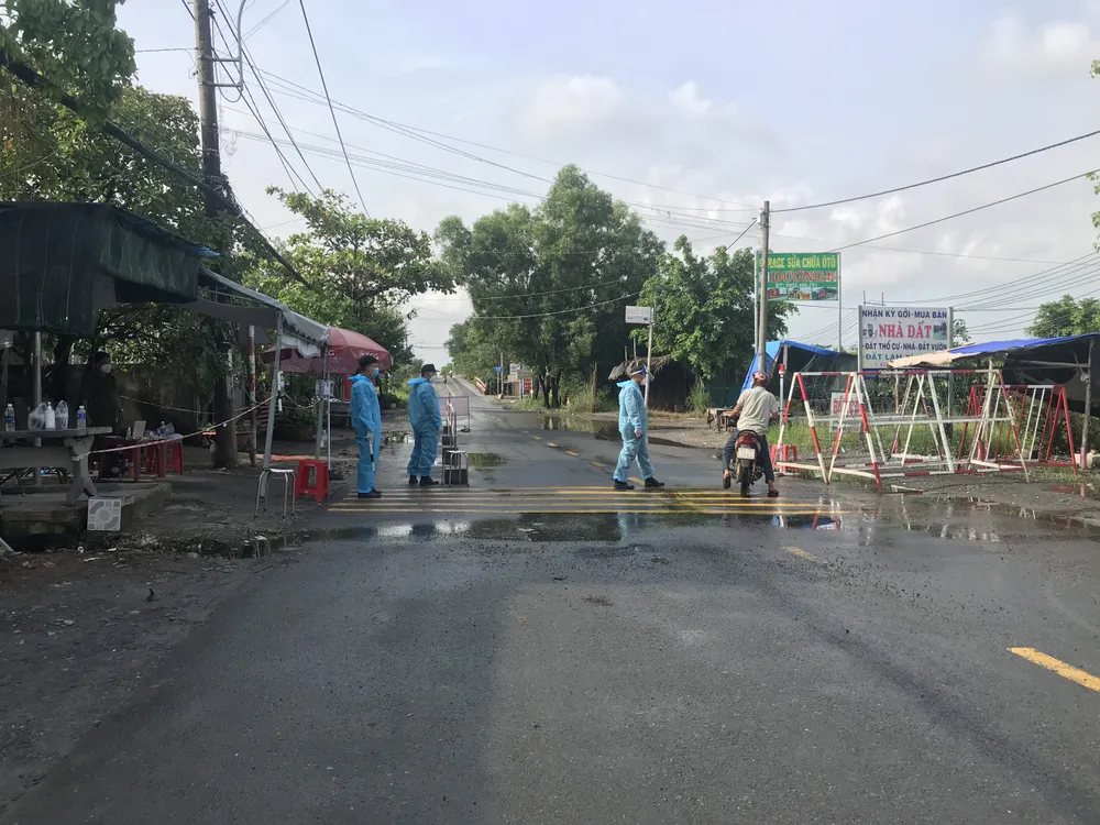 Huyện Củ Chi bước vào ngày đầu tiên bình thường mới ảnh 1