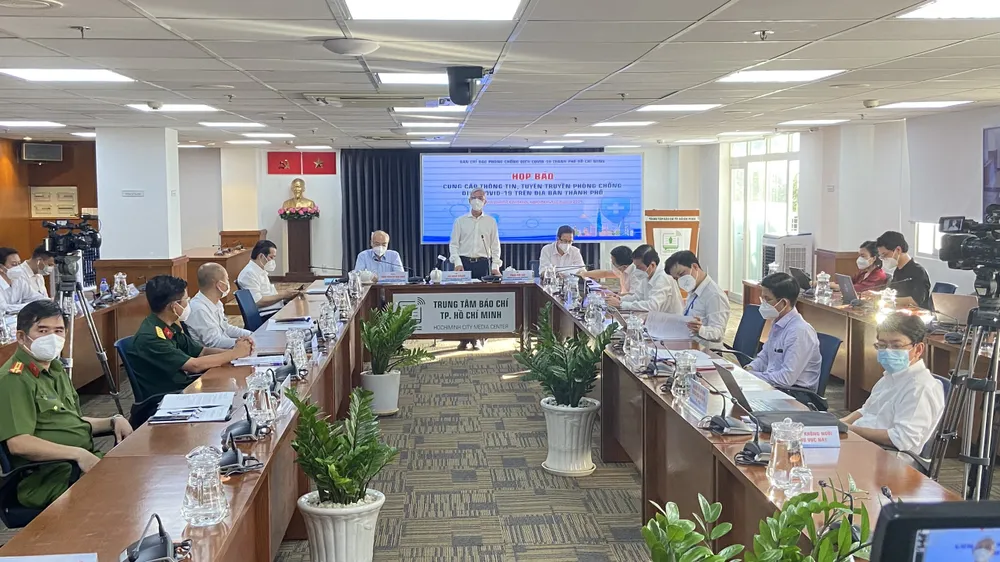 Shipper được xét nghiệm từ 6 giờ đến 21 giờ, ở bất cứ trạm y tế nào ảnh 1