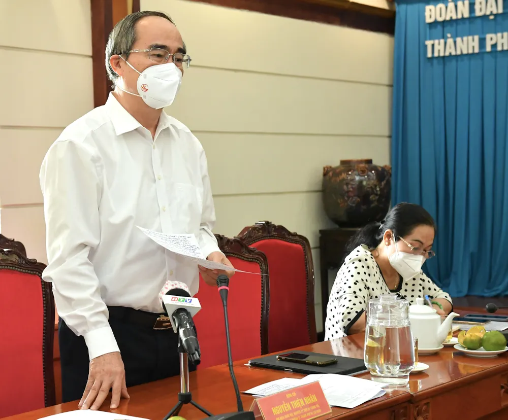 Cần chuẩn bị các chiến lược để “chung sống với Covid-19” ảnh 4